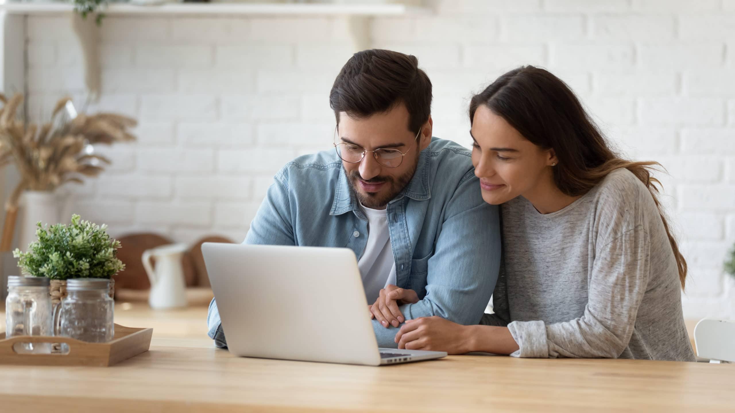 Finding a Surrogacy Agency in Michigan